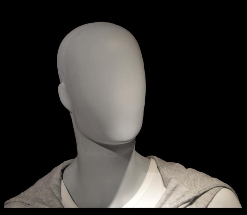 store-window-1534939